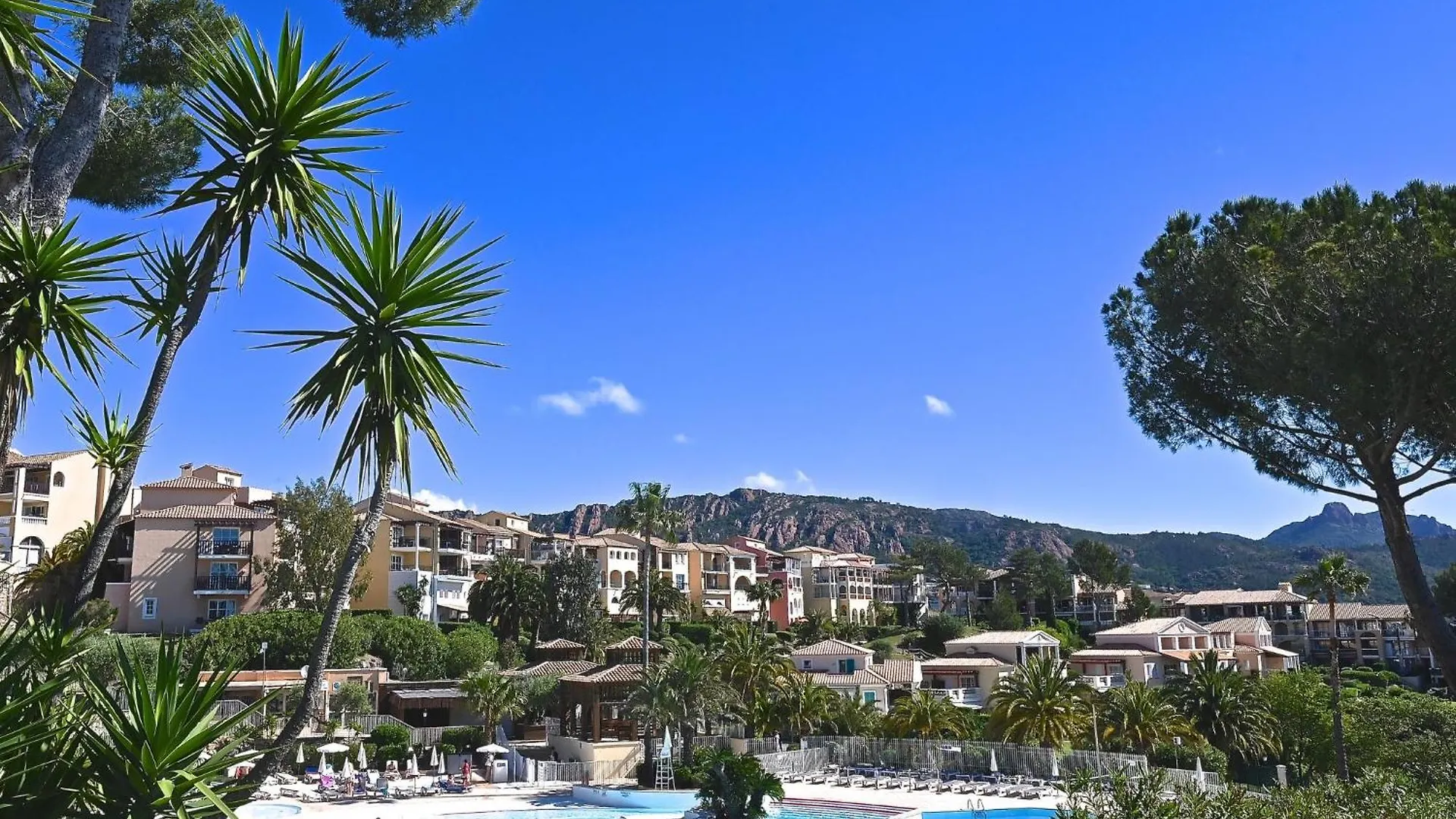 アパート Studio Village Cap Esterel - L'Esquinade-39 By Interhome Saint-Raphaël フランス